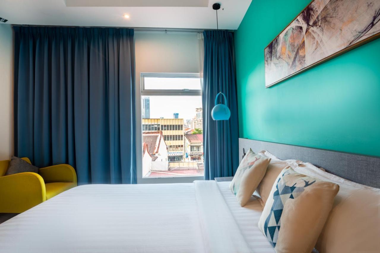 Apple Hotel Times Square George Town Exterior photo