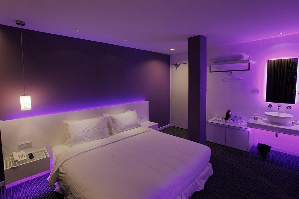 Apple Hotel Times Square George Town Exterior photo